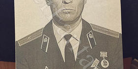 Керамогранит матовый: 160х220х10мм. Портрет военного.