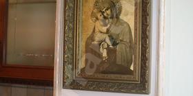 Икона с сусальным золотом. Почаевская икона божьей матери. Икона на стекле. Стекло с лазерной гравировкой. не Пескоструй