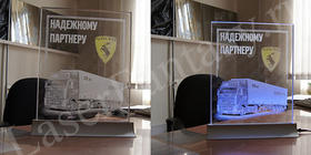 Лазерная гравировка на сувенирах, призах, плакетках