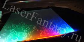 Вензеля на сатинированном стекле для ниши с подсветкой. 865х886х8мм.